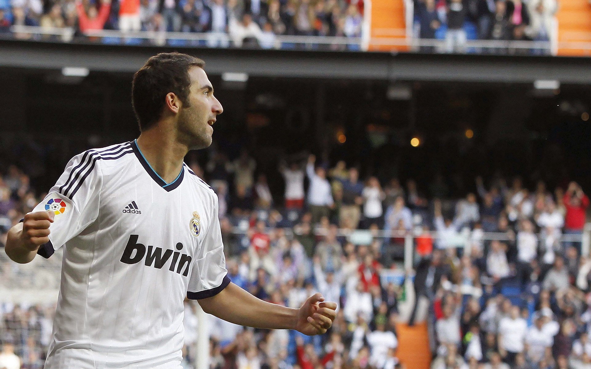 英超榜首之争：切尔西、阿森纳焦灼战平，追赶者迎头赶上，切尔西0-1阿森纳